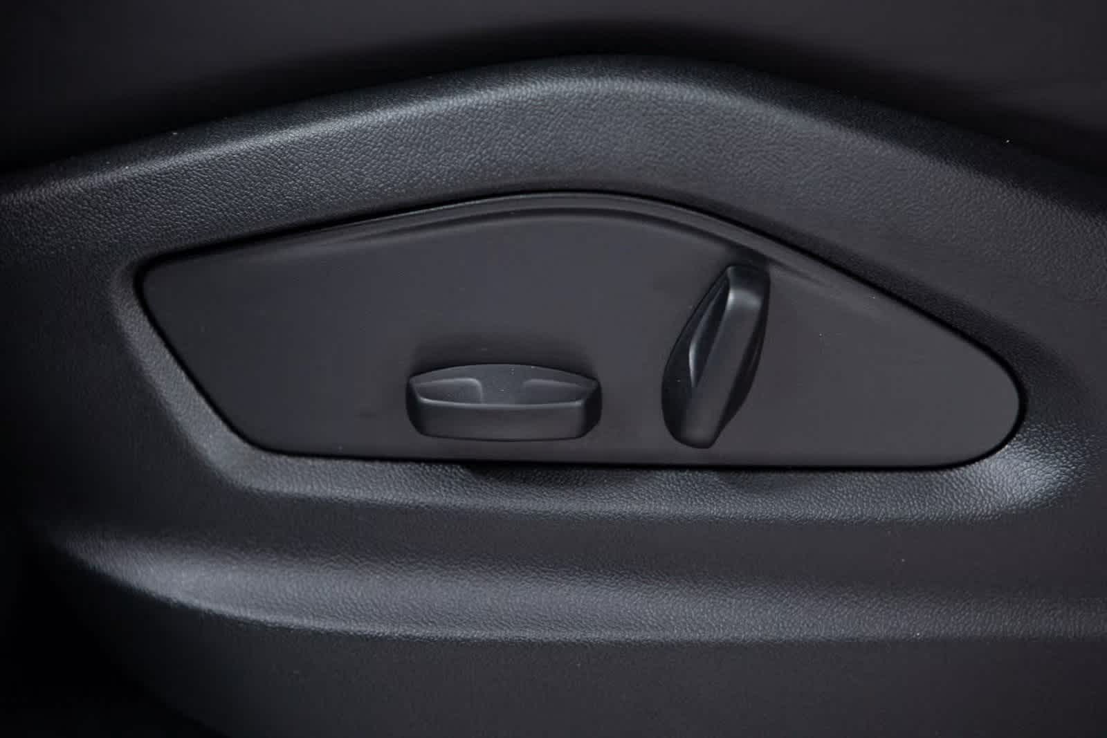 Thumbnail: 2025 Porsche Cayenne - 18