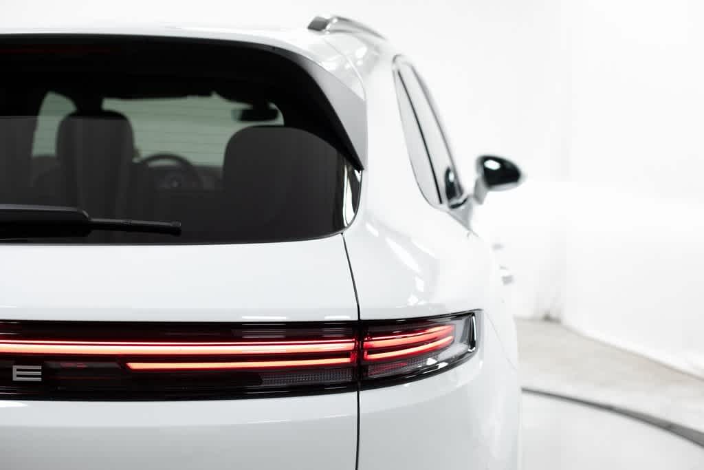 Thumbnail: 2025 Porsche Cayenne - 23