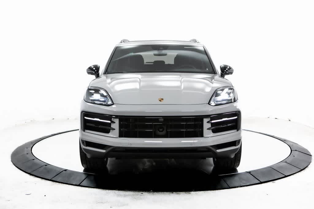 Thumbnail: 2025 Porsche Cayenne - 10