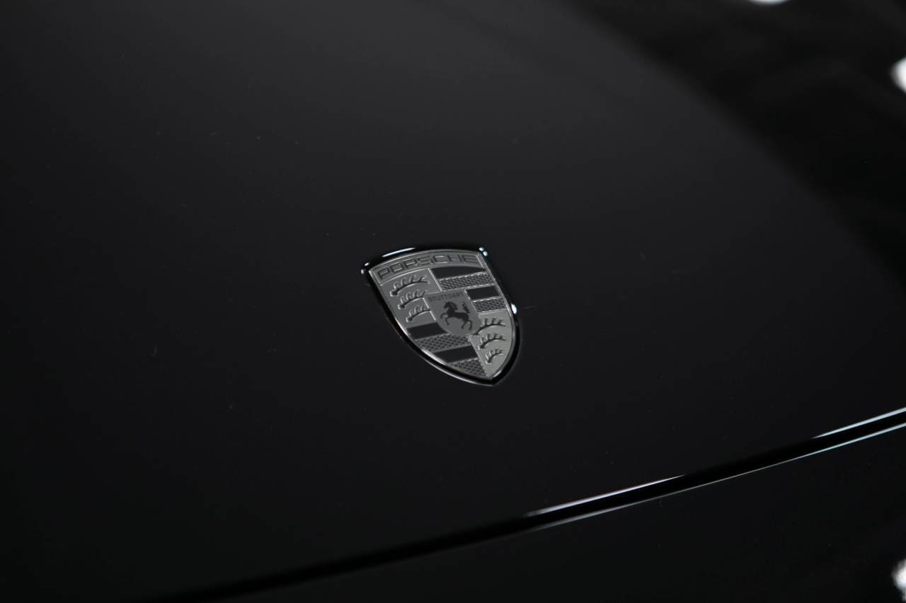 Thumbnail: 2026 Porsche Macan - 14