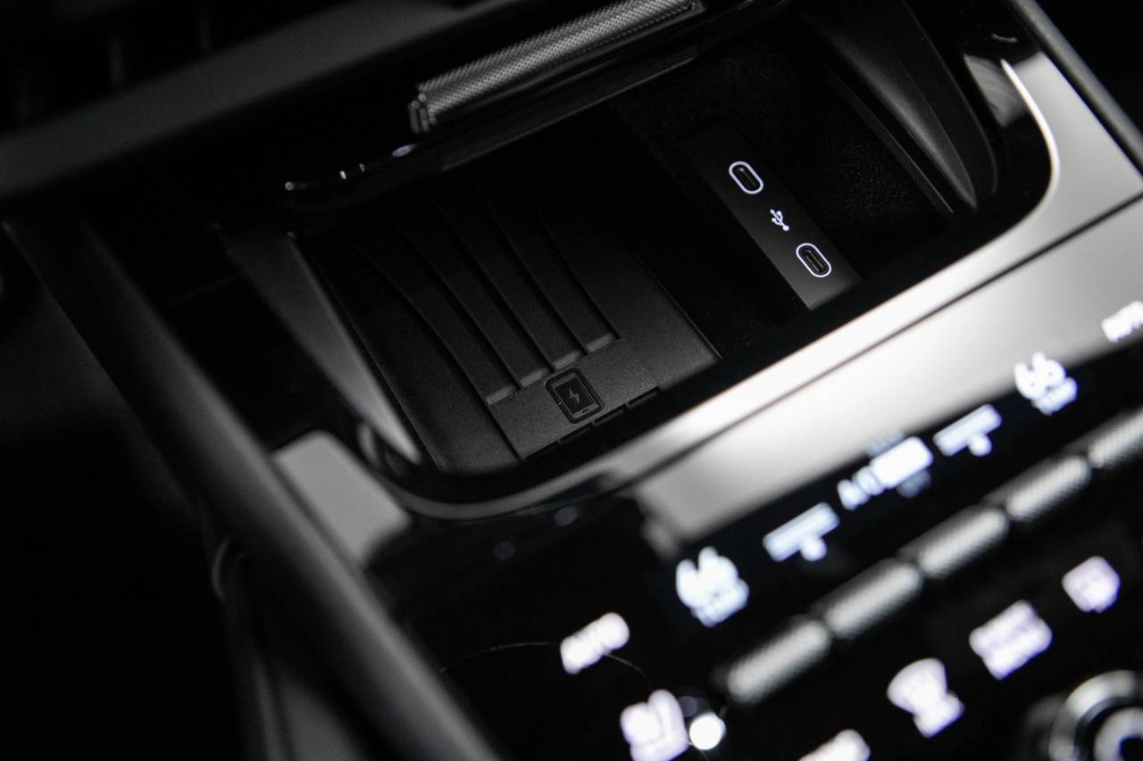 Thumbnail: 2026 Porsche Cayenne - 30