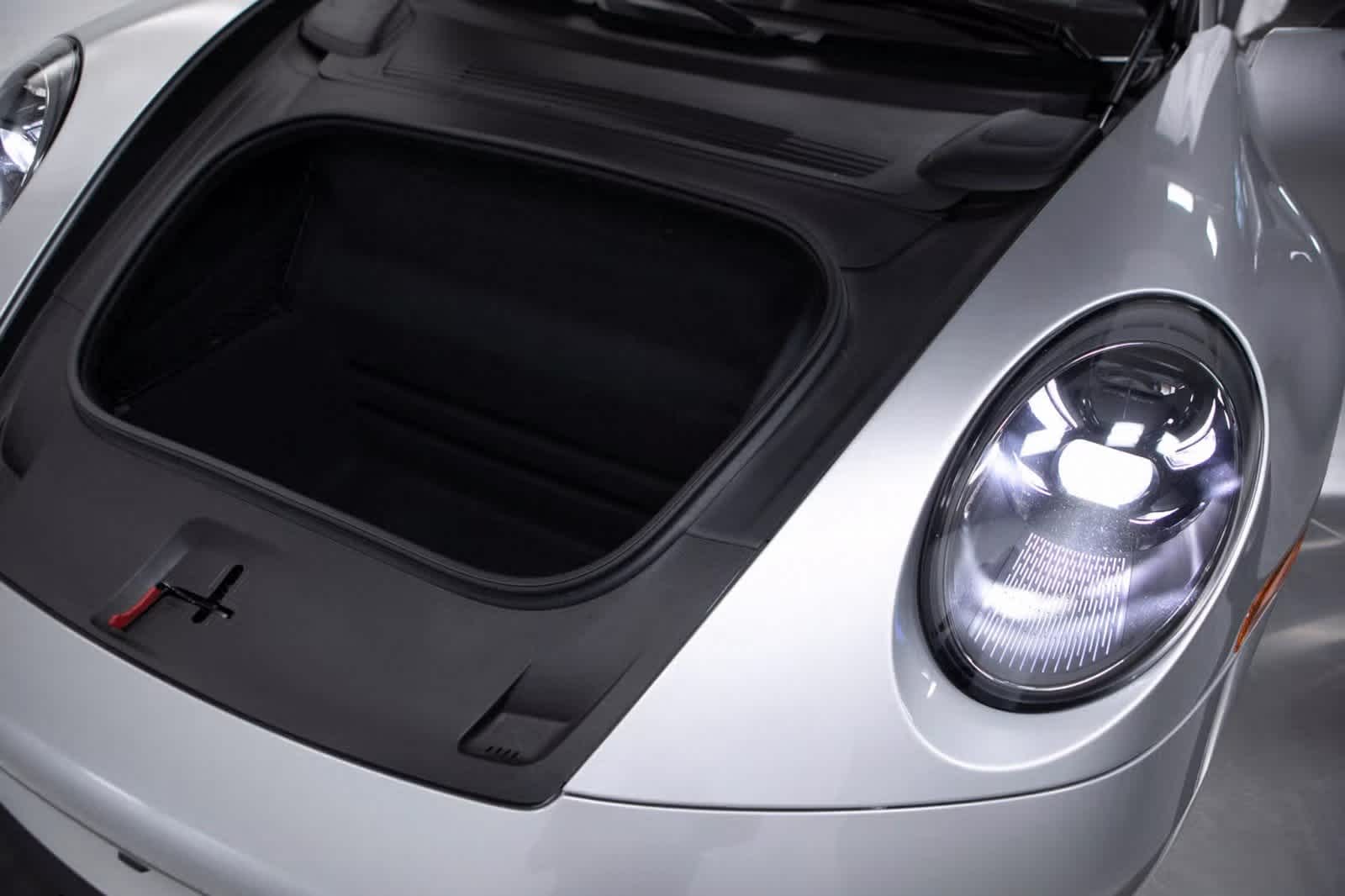 Thumbnail: 2024 Porsche 911 - 30