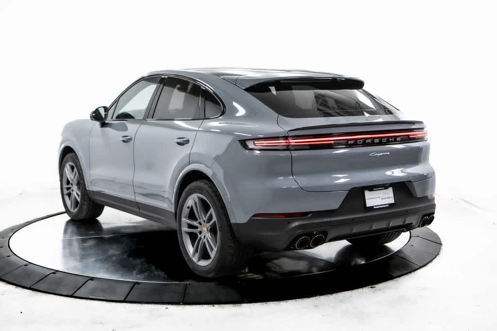 Thumbnail: 2025 Porsche  - 3