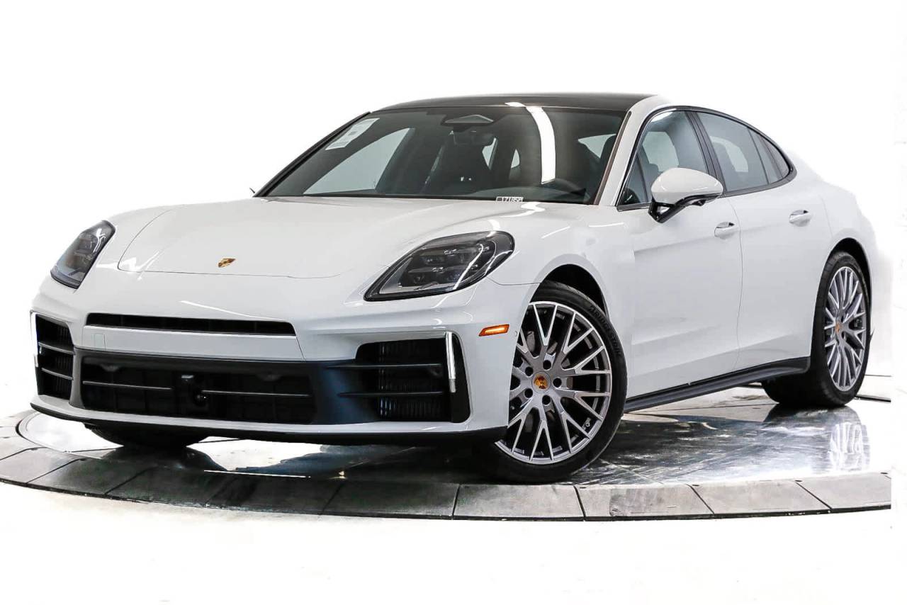2026 Porsche Panamera Base