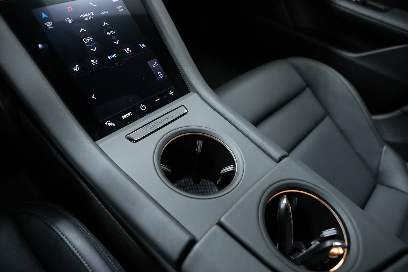 Thumbnail: 2024 Porsche Taycan - 23