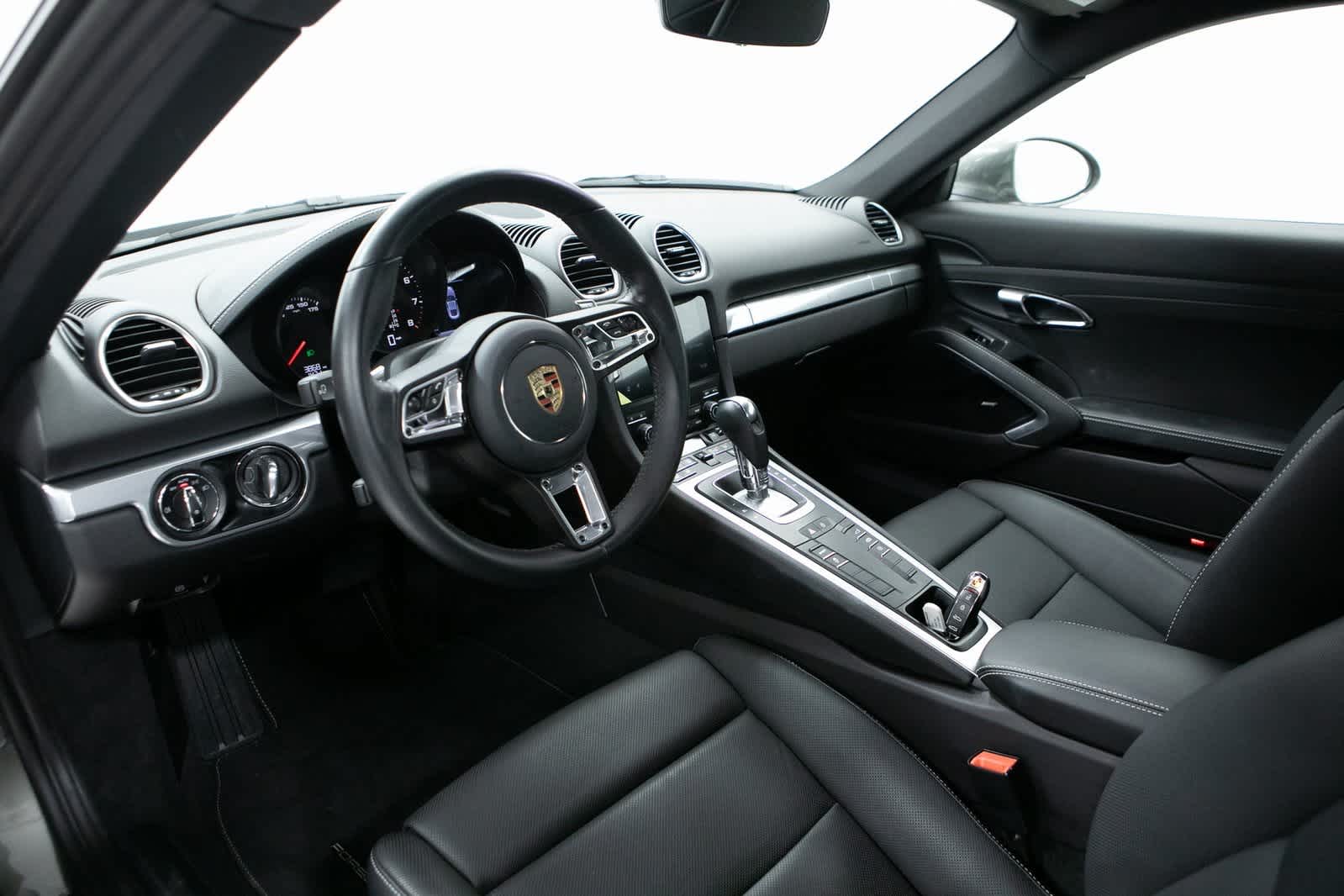 Thumbnail: 2024 Porsche 718 Cayman - 4