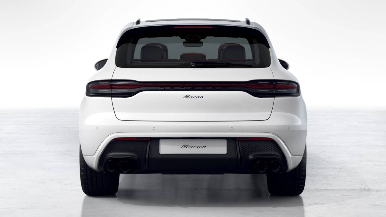 Thumbnail: 2026 Porsche Macan - 7