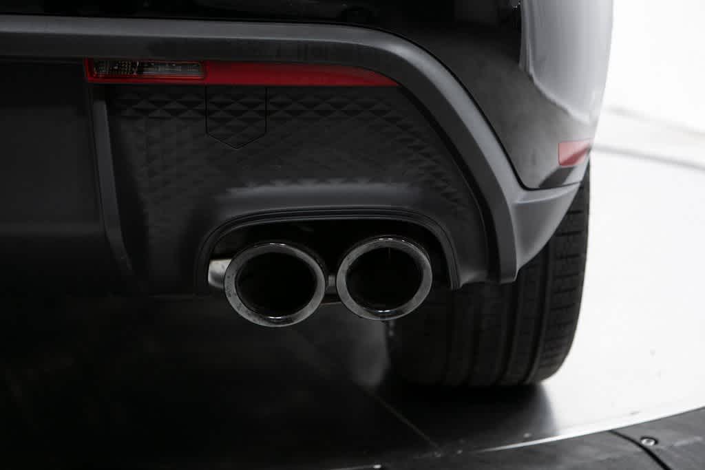 Thumbnail: 2025 Porsche Macan - 40