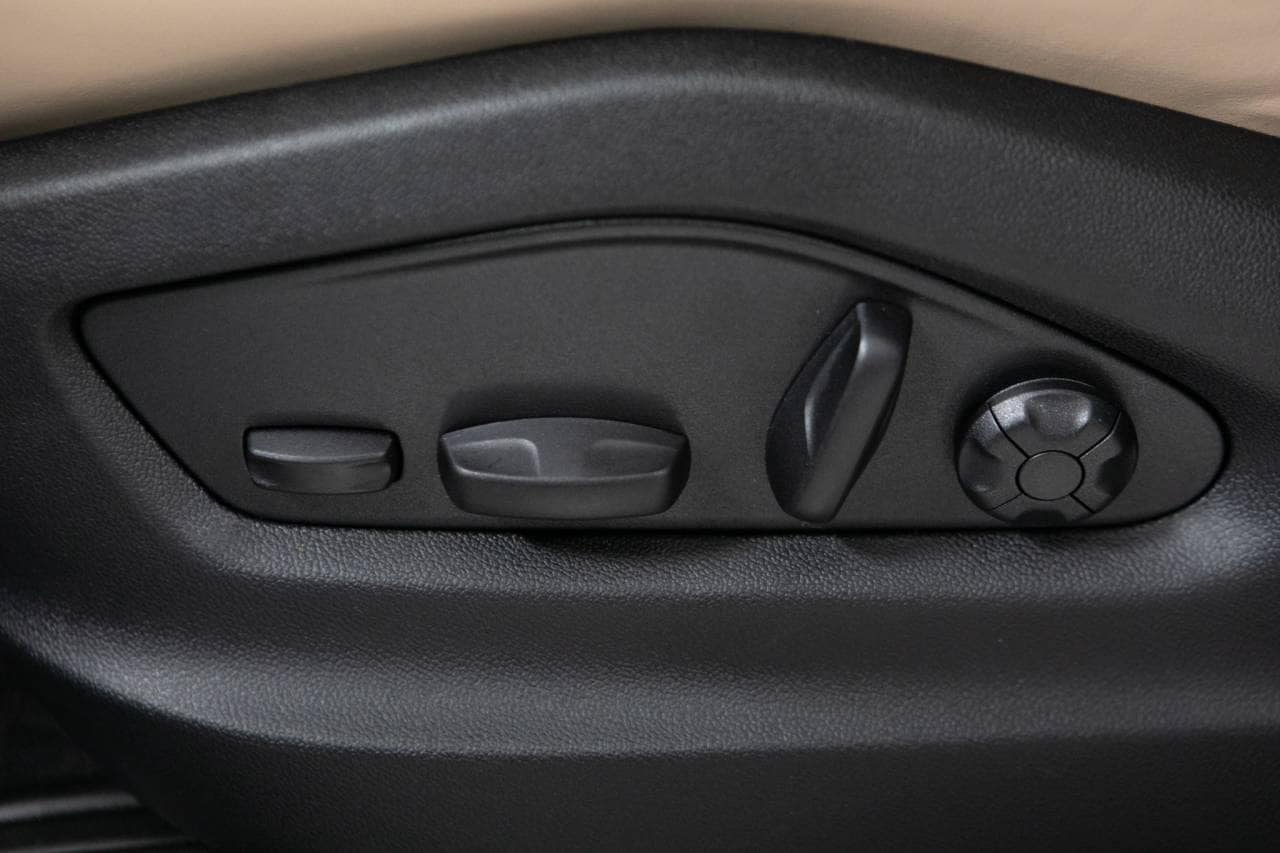 Thumbnail: 2026 Porsche  - 24