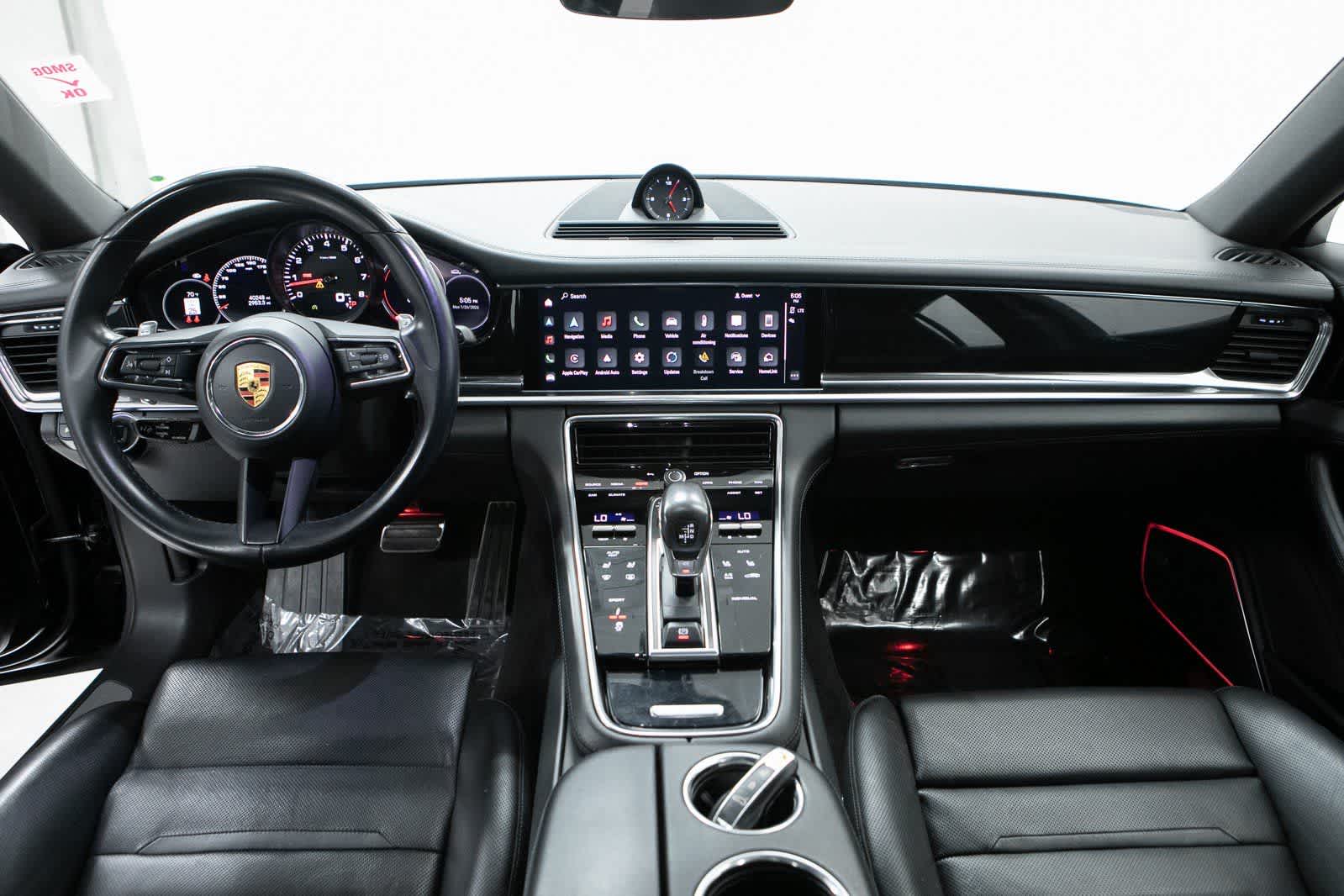 Thumbnail: 2022 Porsche Panamera - 13