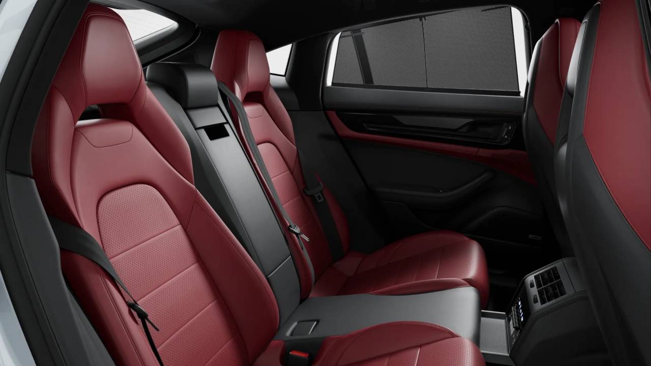 Thumbnail: 2026 Porsche Panamera - 11