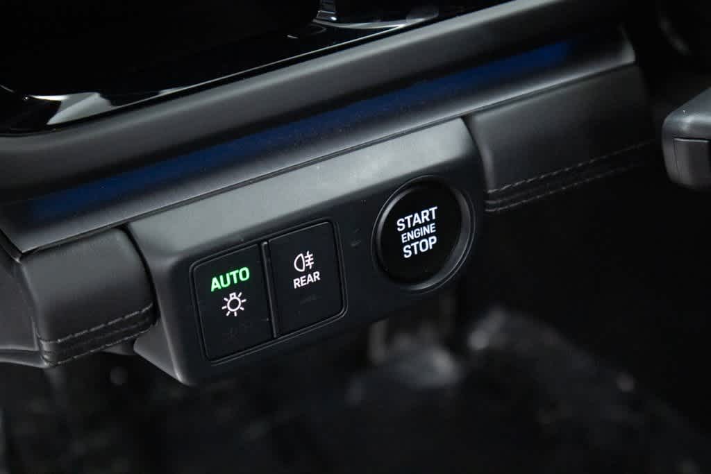 Thumbnail: 2024 Porsche Panamera - 20