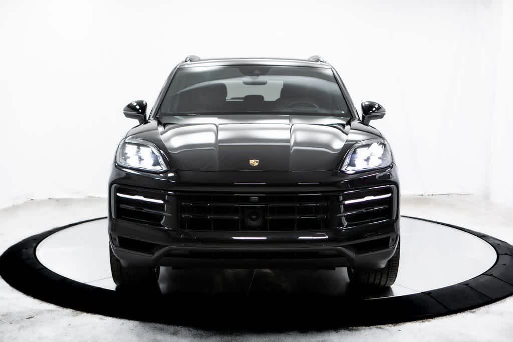 Thumbnail: 2024 Porsche Cayenne - 10