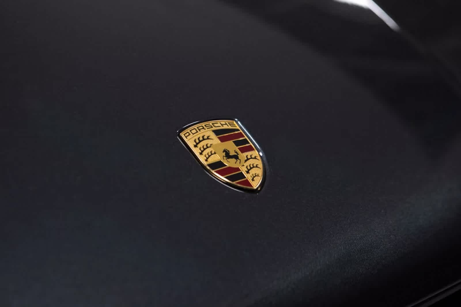 Thumbnail: 2026 Porsche Macan - 35