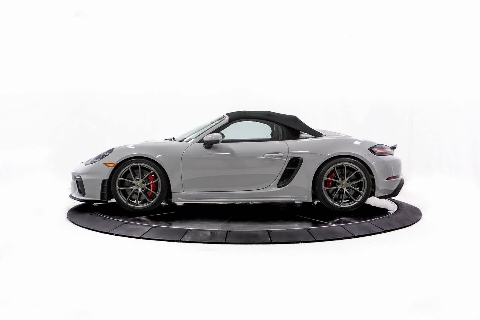 2021 Porsche Boxster Spyder Base photo 2