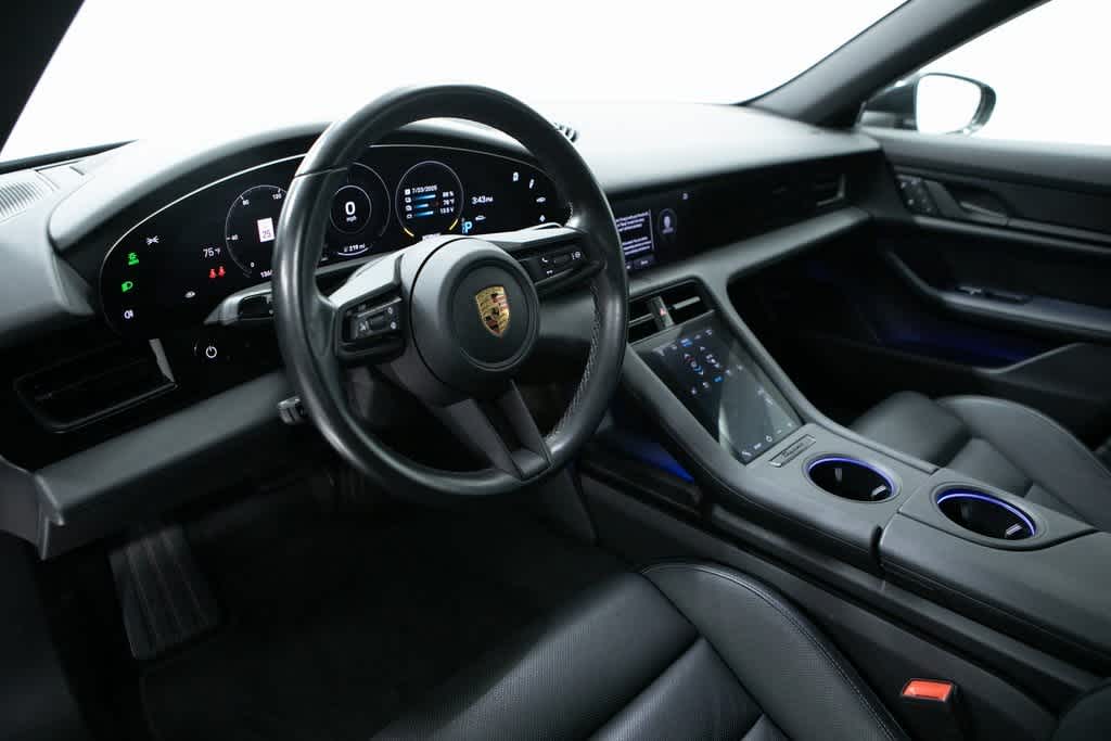 Thumbnail: 2022 Porsche Taycan - 4