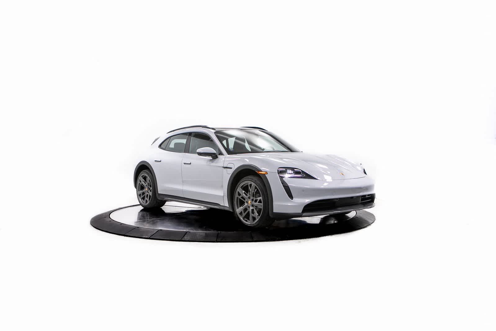 Thumbnail: 2024 Porsche Taycan - 9