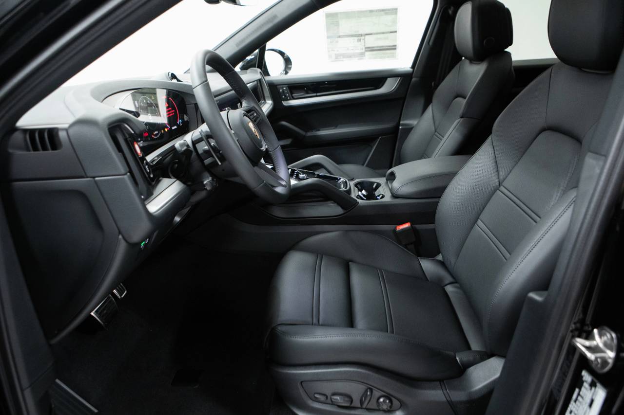 Thumbnail: 2026 Porsche  - 21