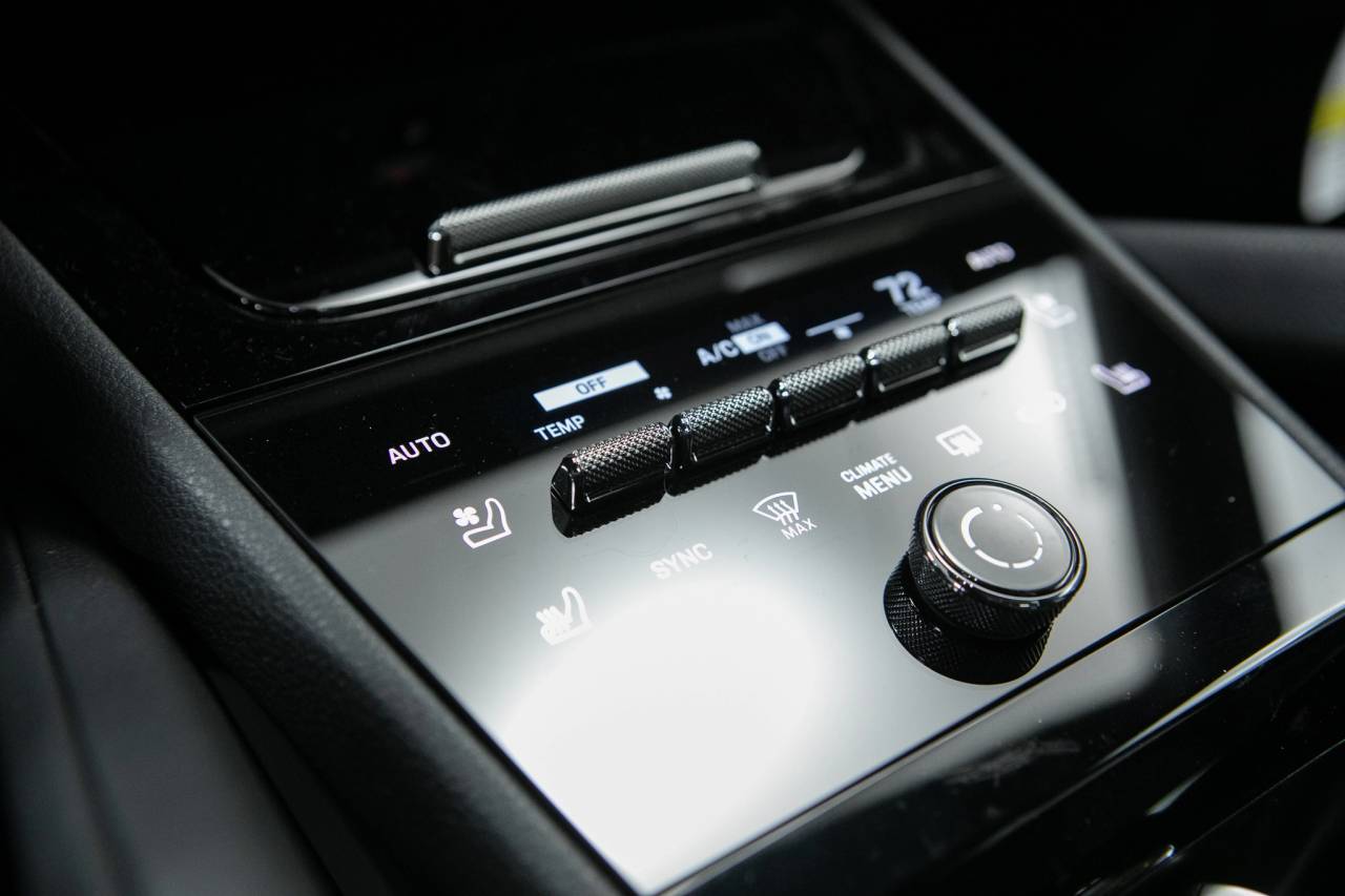 Thumbnail: 2026 Porsche Cayenne - 28