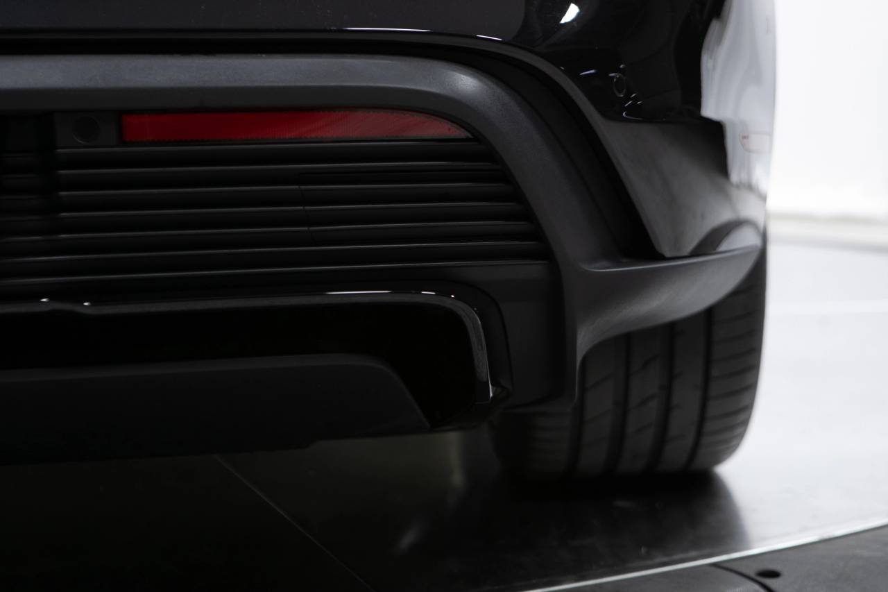 Thumbnail: 2026 Porsche Taycan - 17