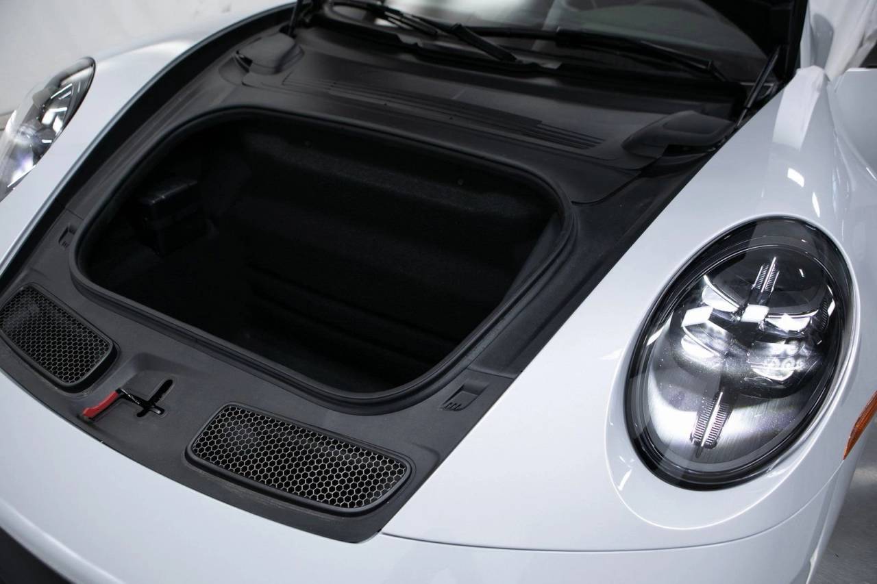 Thumbnail: 2026 Porsche 911 - 27