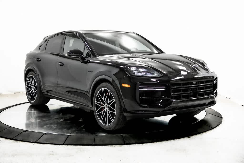 Thumbnail: 2025 Porsche  - 9