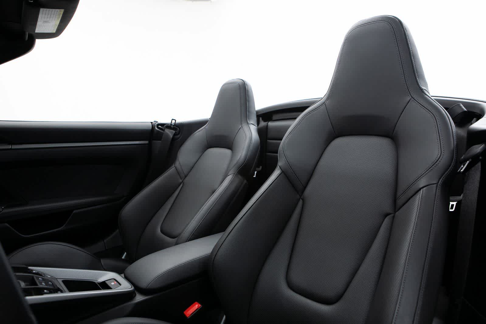 Thumbnail: 2025 Porsche 911 - 5