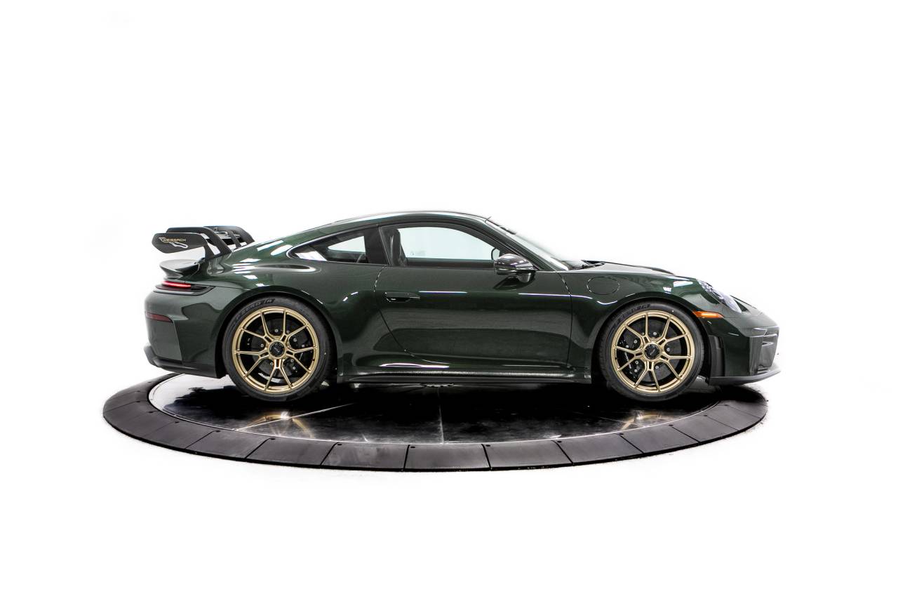 Thumbnail: 2026 Porsche 911 - 8