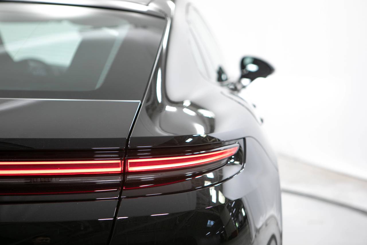 Thumbnail: 2025 Porsche Panamera - 20