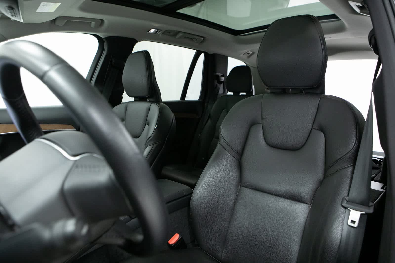 Thumbnail: 2022 Volvo XC90 - 5