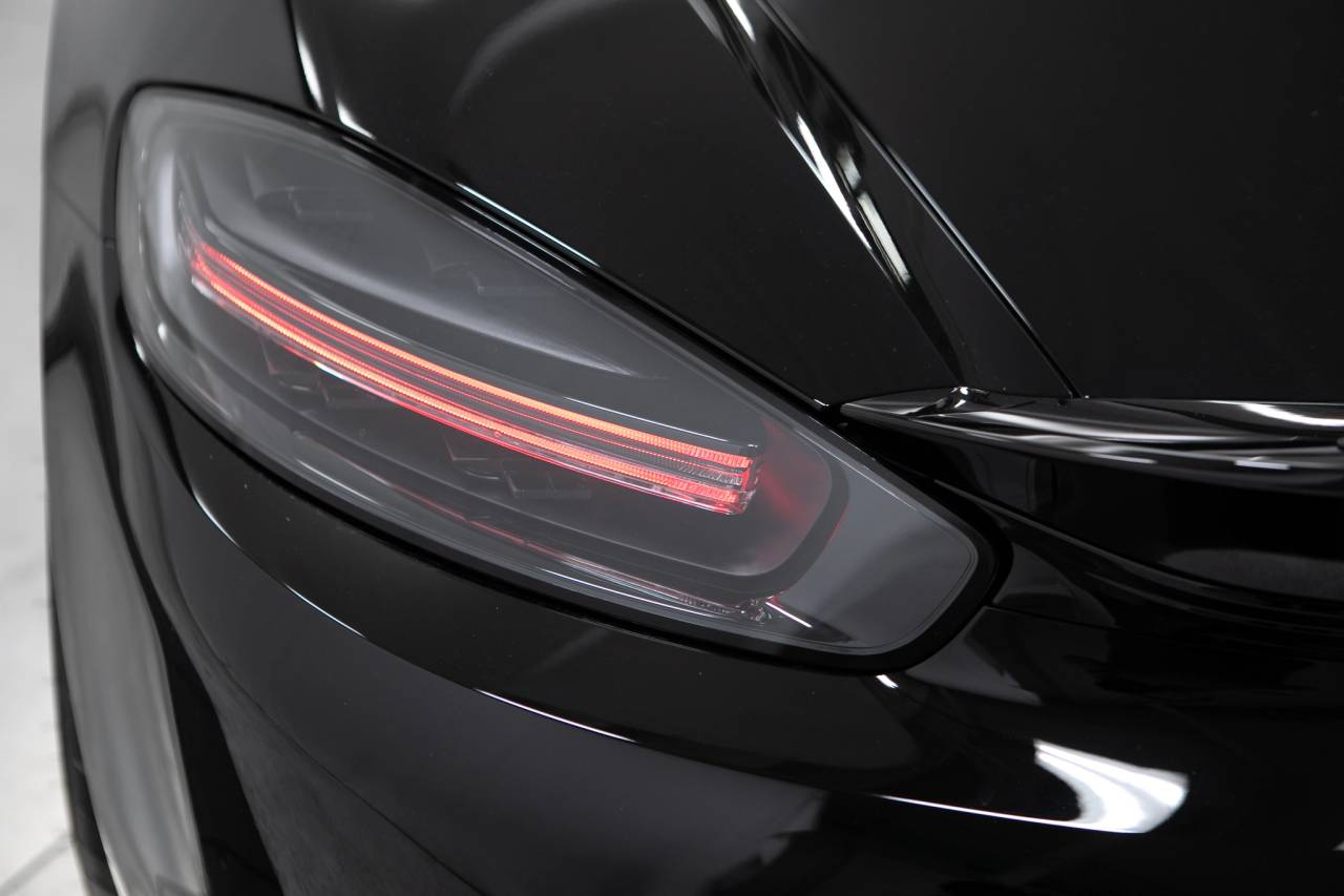 Thumbnail: 2025 Porsche  - 17