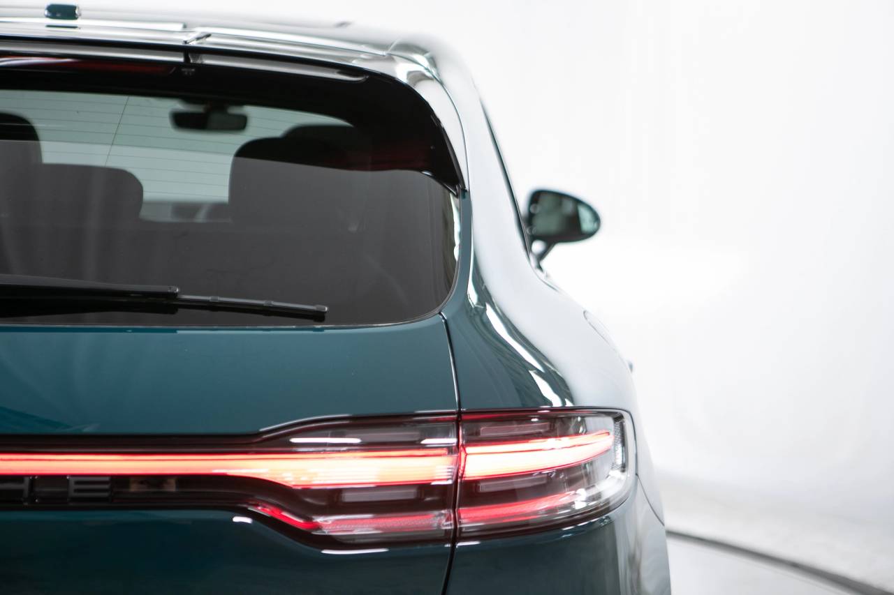 Thumbnail: 2026 Porsche Macan - 18
