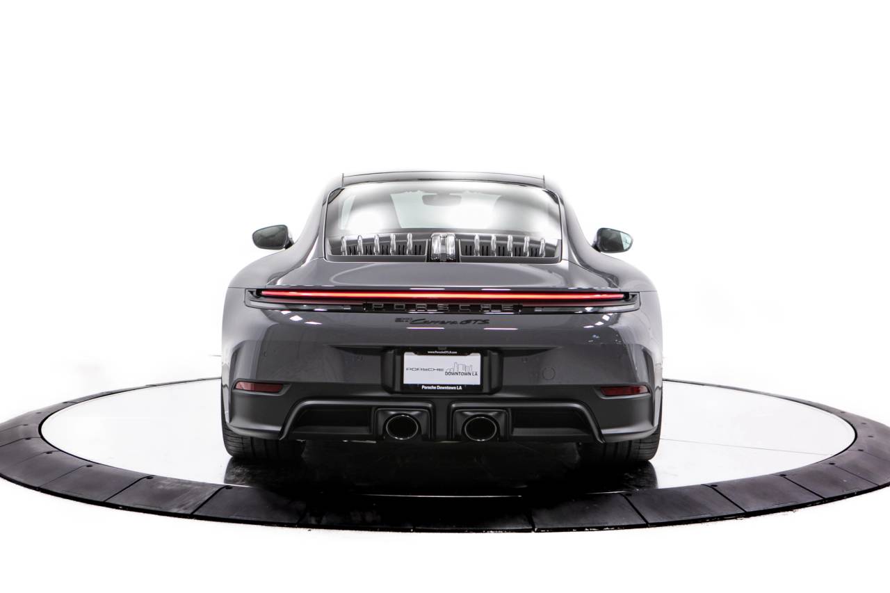 Thumbnail: 2026 Porsche 911 - 6