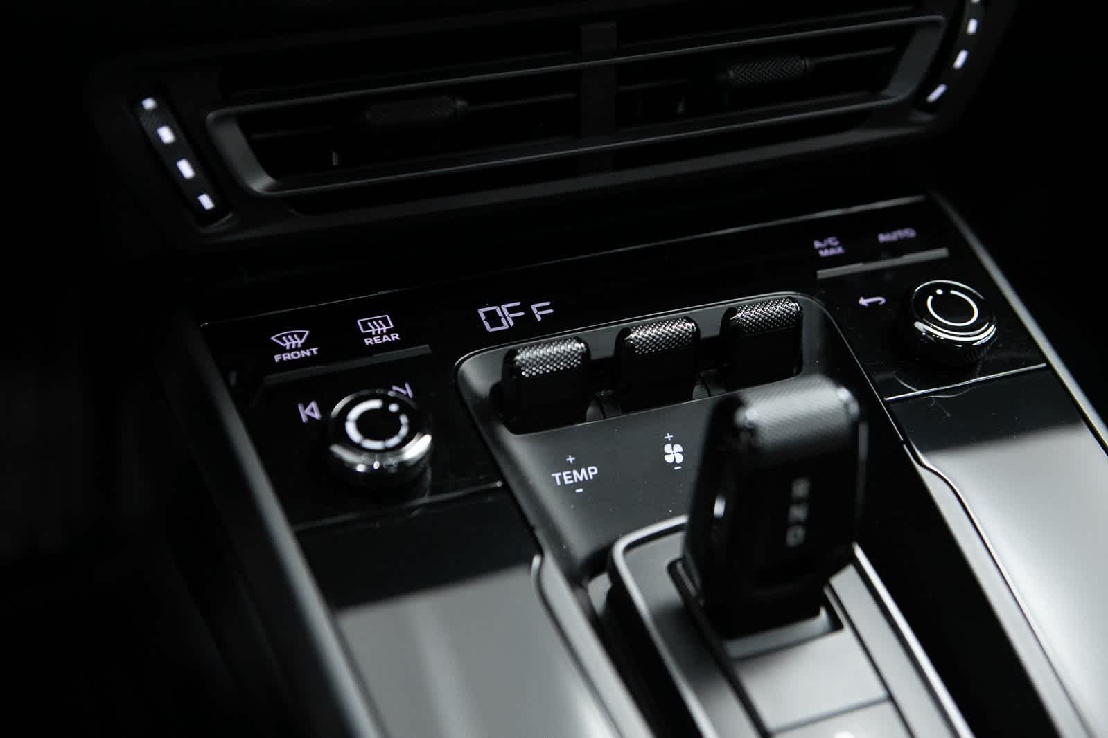 Thumbnail: 2021 Porsche 911 - 23