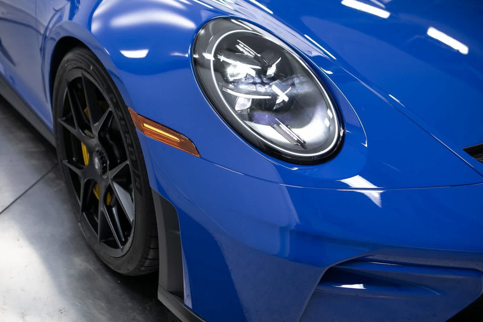 Thumbnail: 2025 Porsche 911 - 12