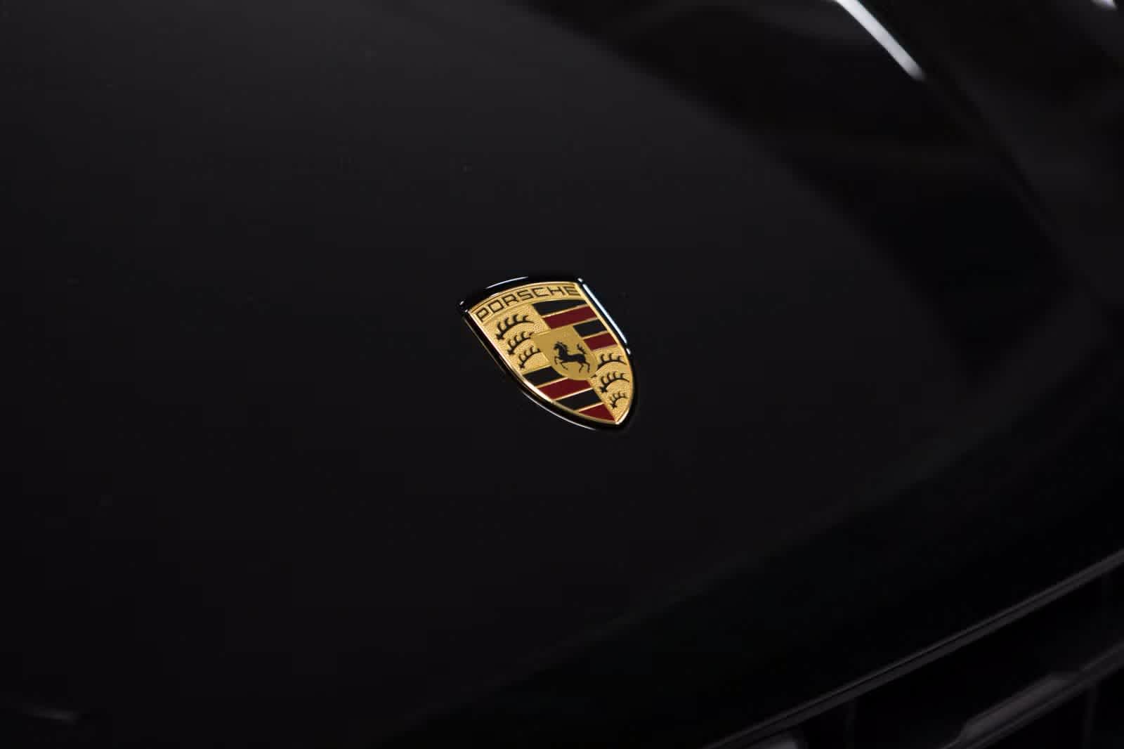 Thumbnail: 2026 Porsche Macan - 17
