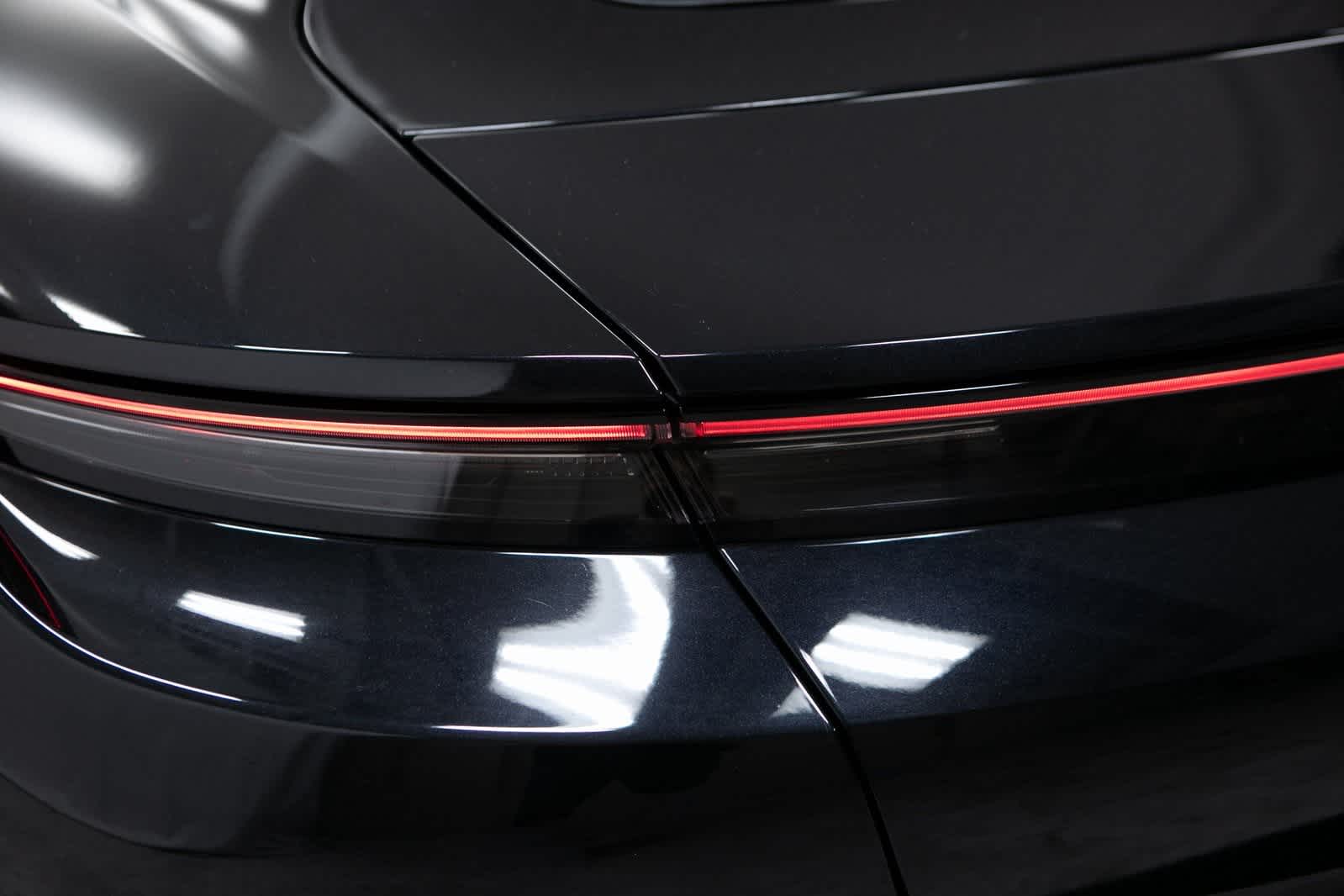 Thumbnail: 2022 Porsche Taycan - 35