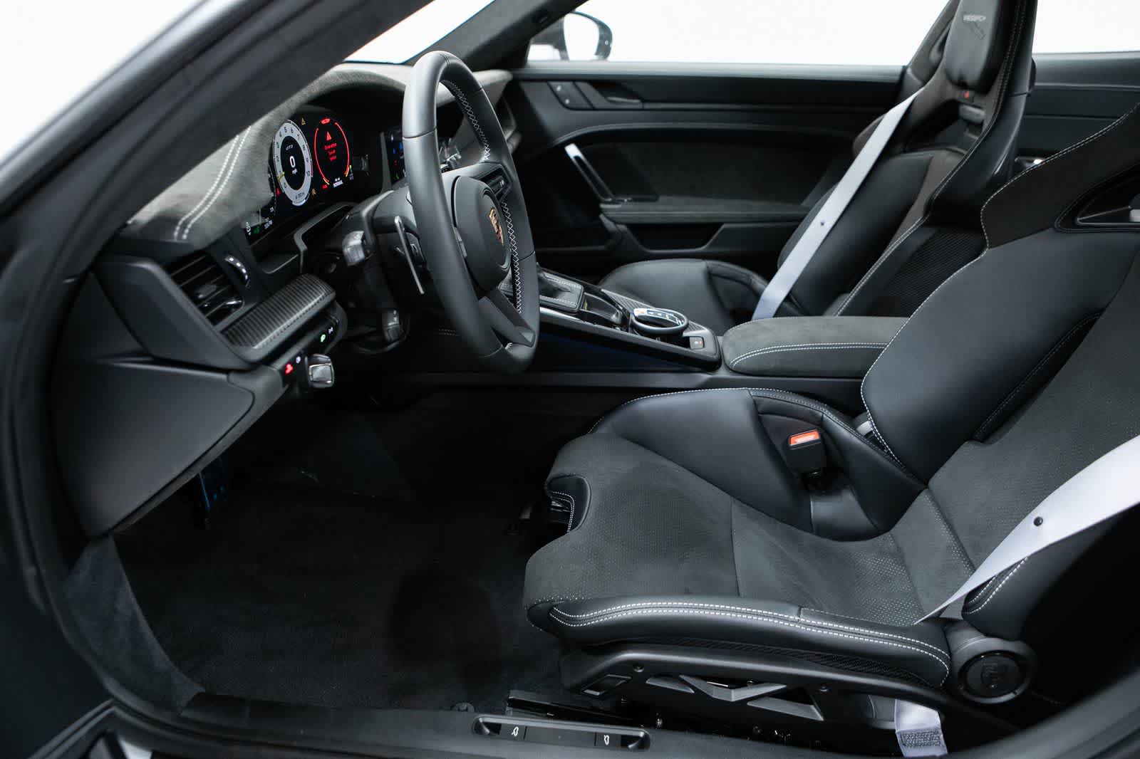 Thumbnail: 2026 Porsche 911 - 22