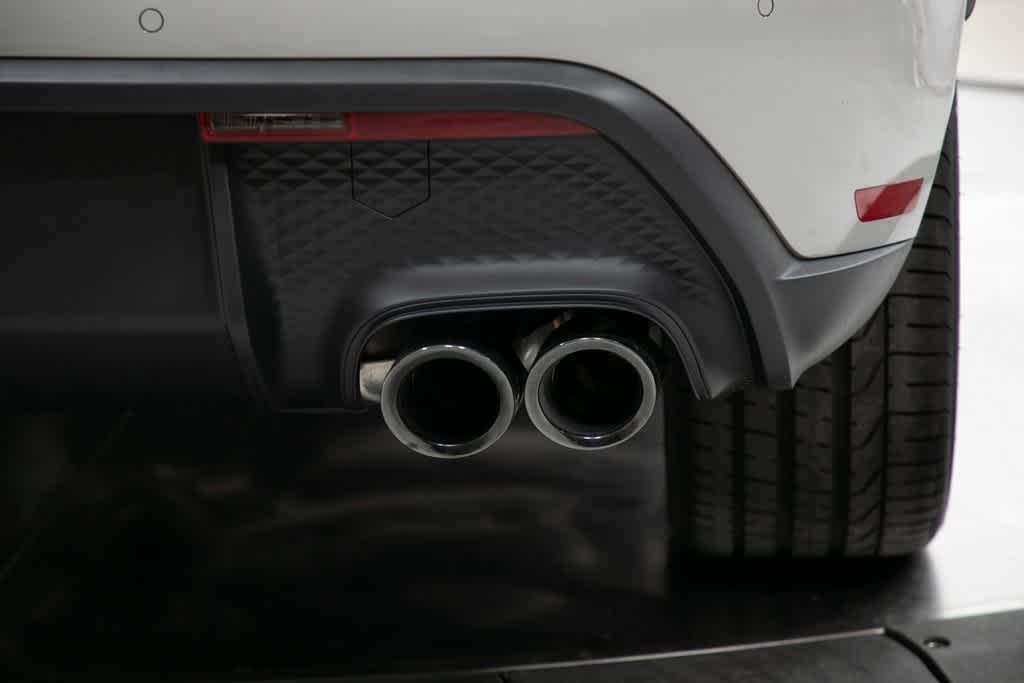 Thumbnail: 2025 Porsche Macan - 38