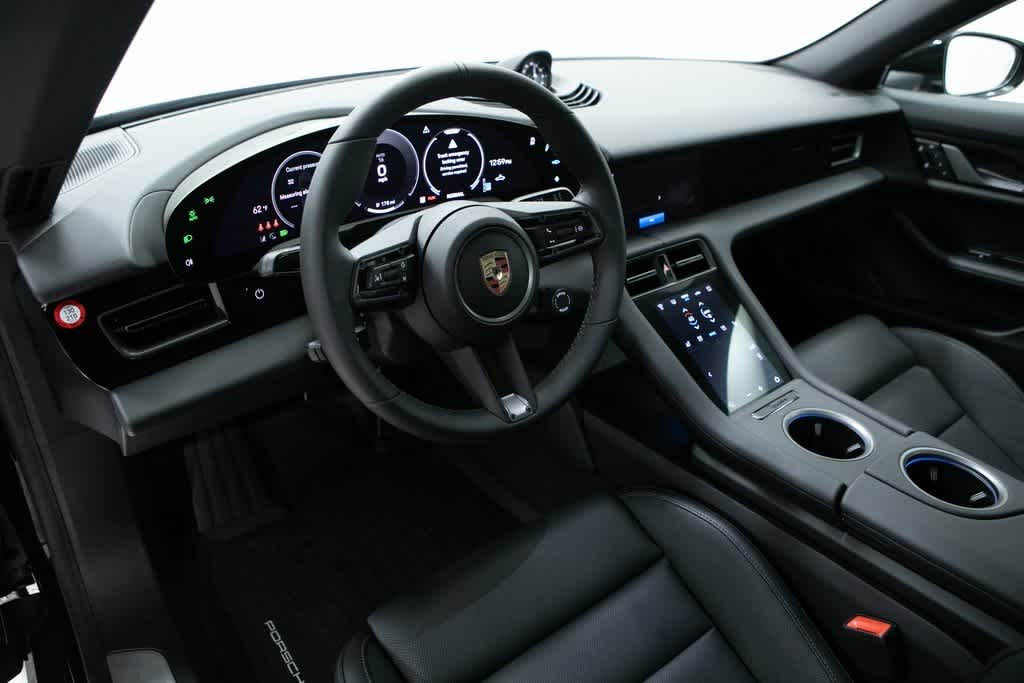Thumbnail: 2025 Porsche Taycan - 4