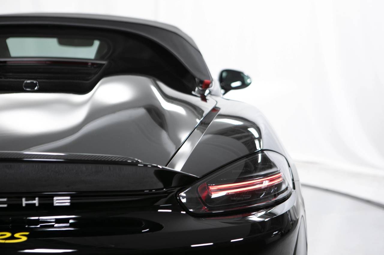 Thumbnail: 2025 Porsche  - 18