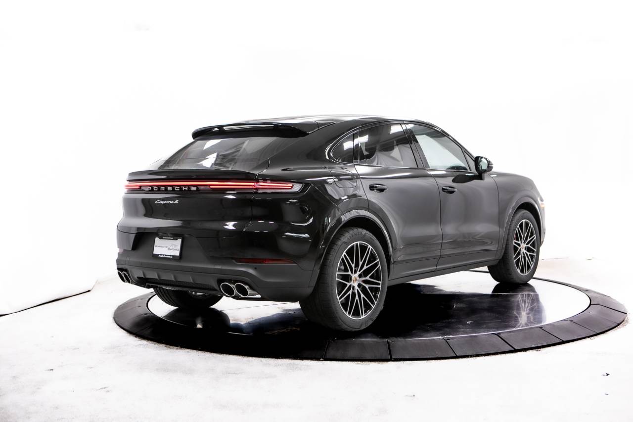 Thumbnail: 2026 Porsche  - 7