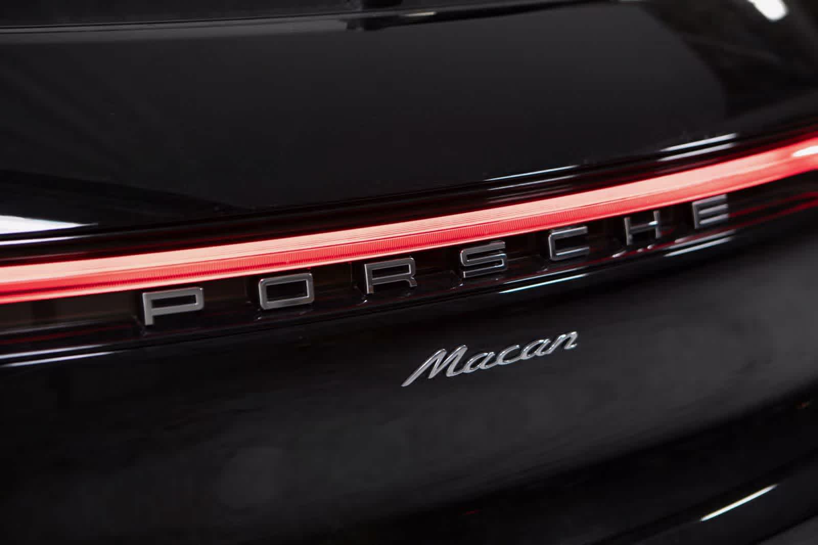 Thumbnail: 2026 Porsche Macan - 18