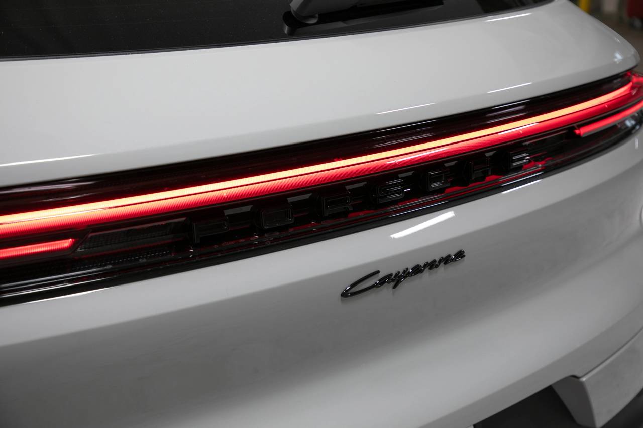 Thumbnail: 2025 Porsche Cayenne - 17