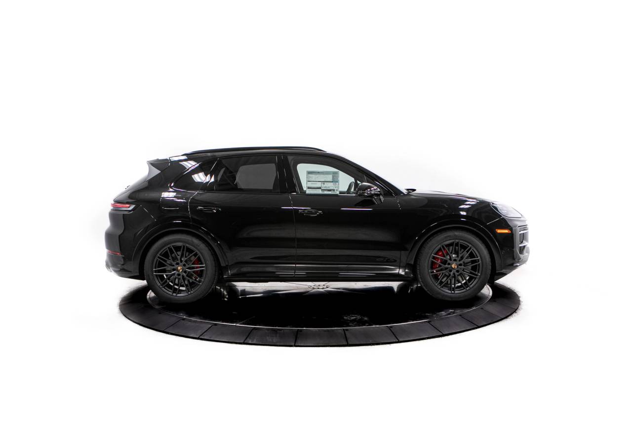 Thumbnail: 2026 Porsche Cayenne - 8