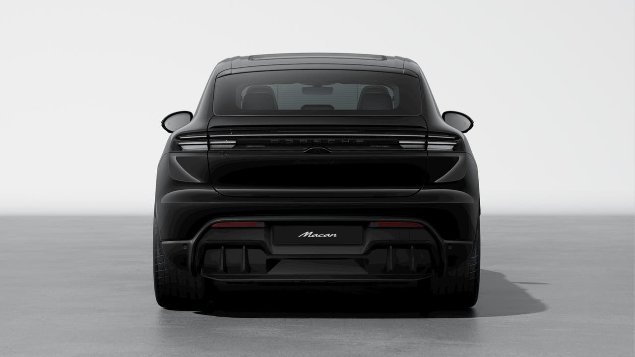 Thumbnail: 2026 Porsche Macan - 7