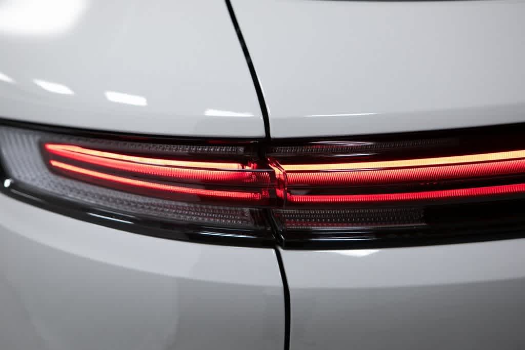 Thumbnail: 2025 Porsche Cayenne - 36