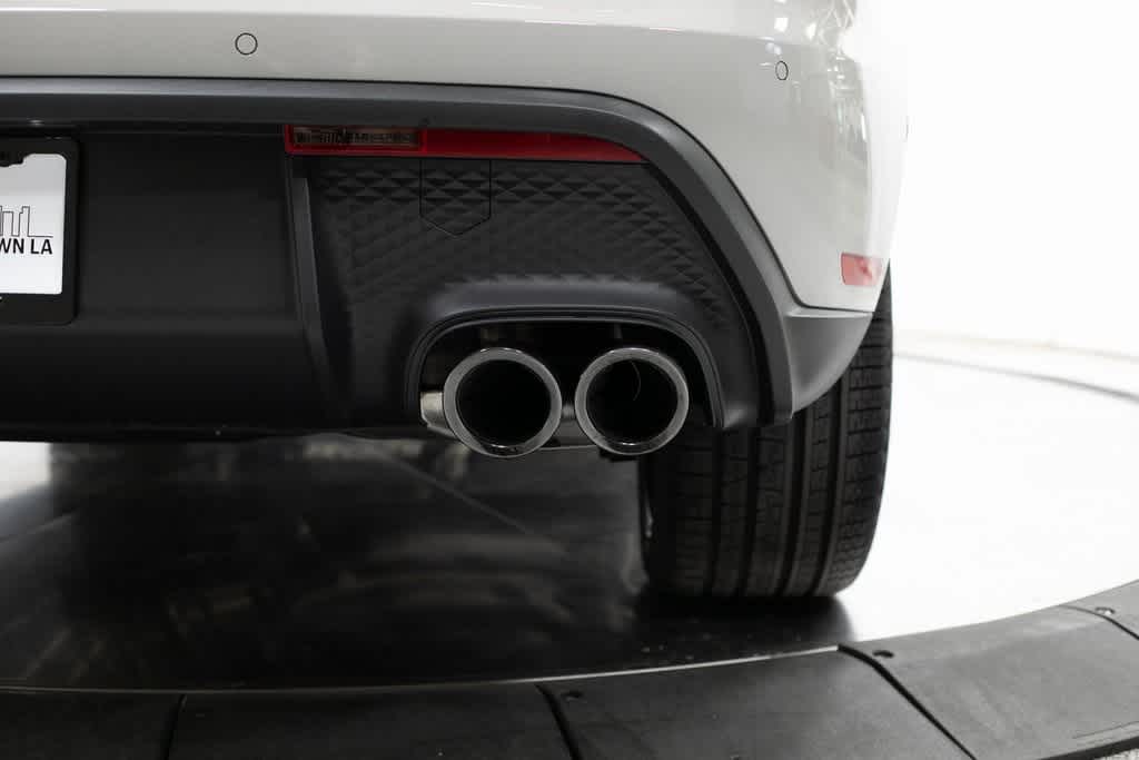Thumbnail: 2025 Porsche Macan - 38
