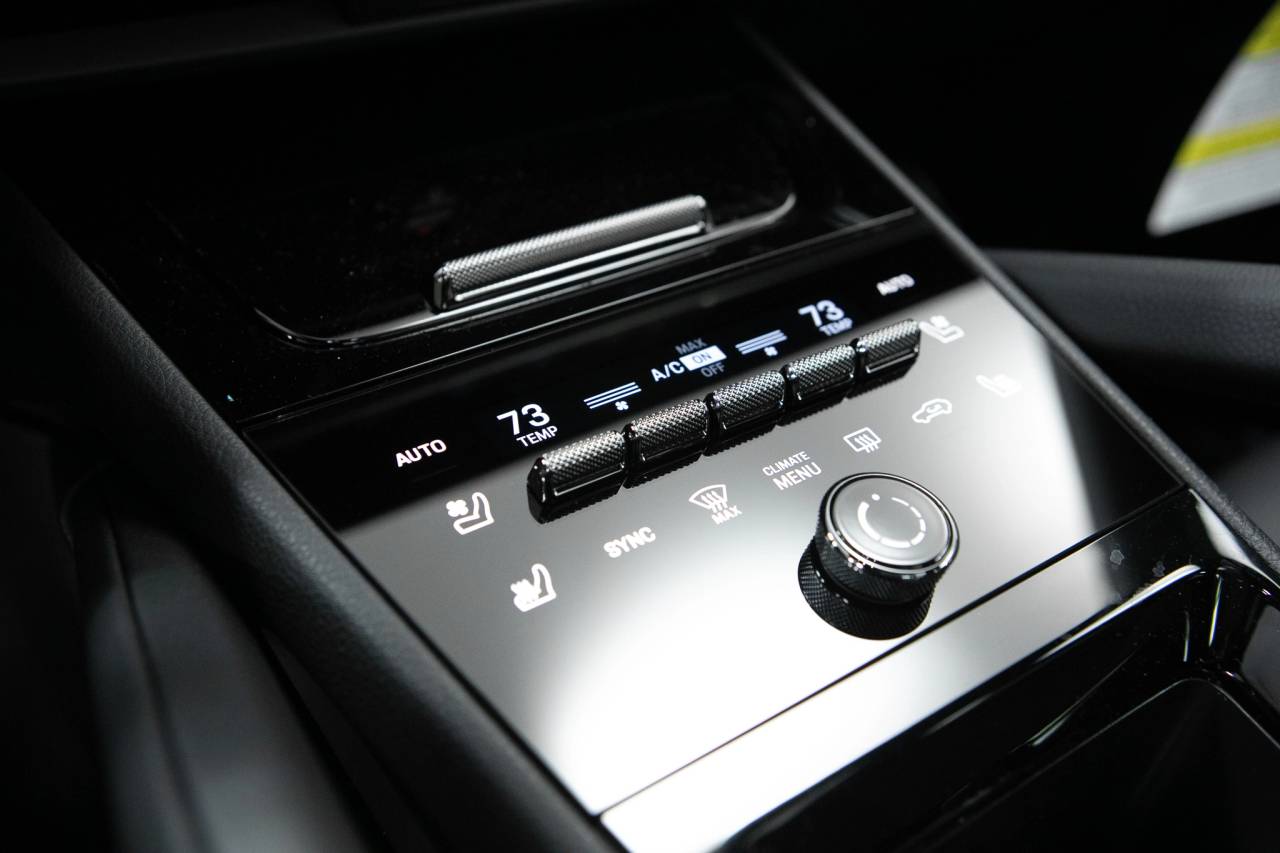 Thumbnail: 2026 Porsche  - 28