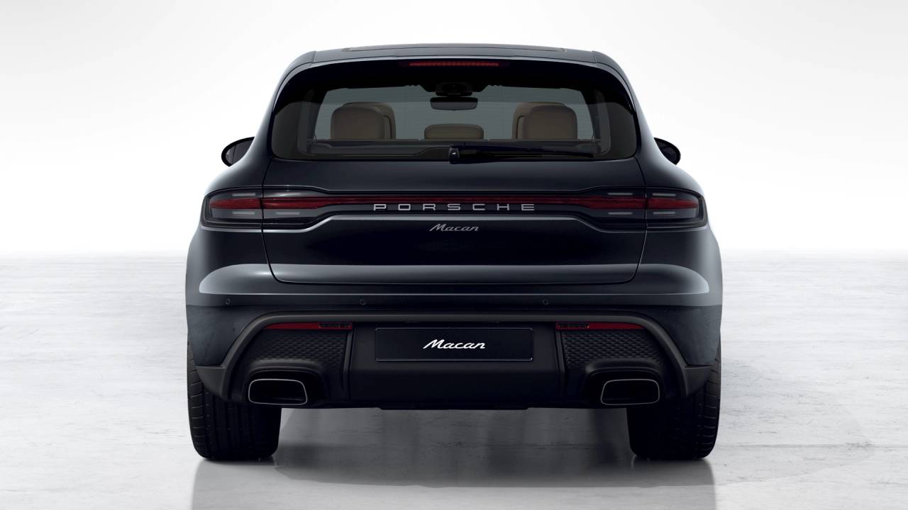 Thumbnail: 2026 Porsche Macan - 7